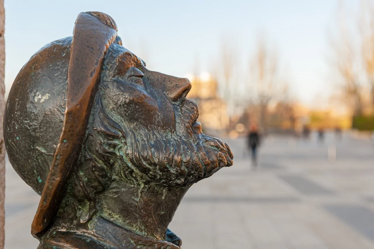 How long does it take to walk the Camino de Santiago?