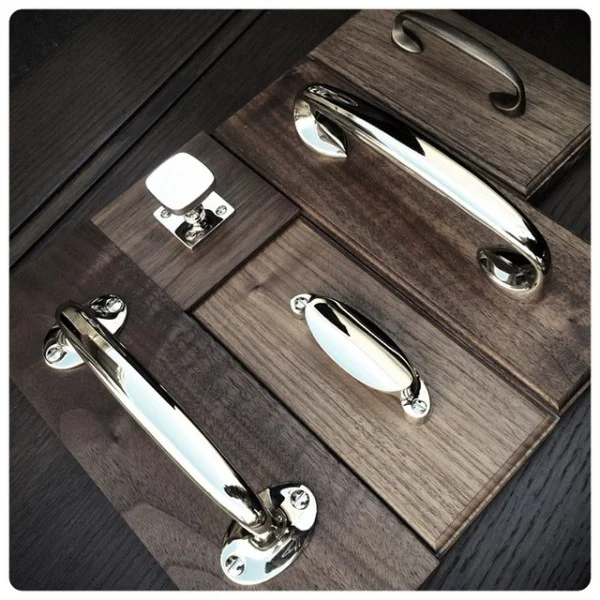 Cabinet-hardware-wh-wilmettehardware.jpg