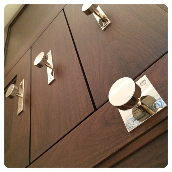 Wh-mod-knob-install-polished-nickel-cabinethardware-polishednickel.jpg