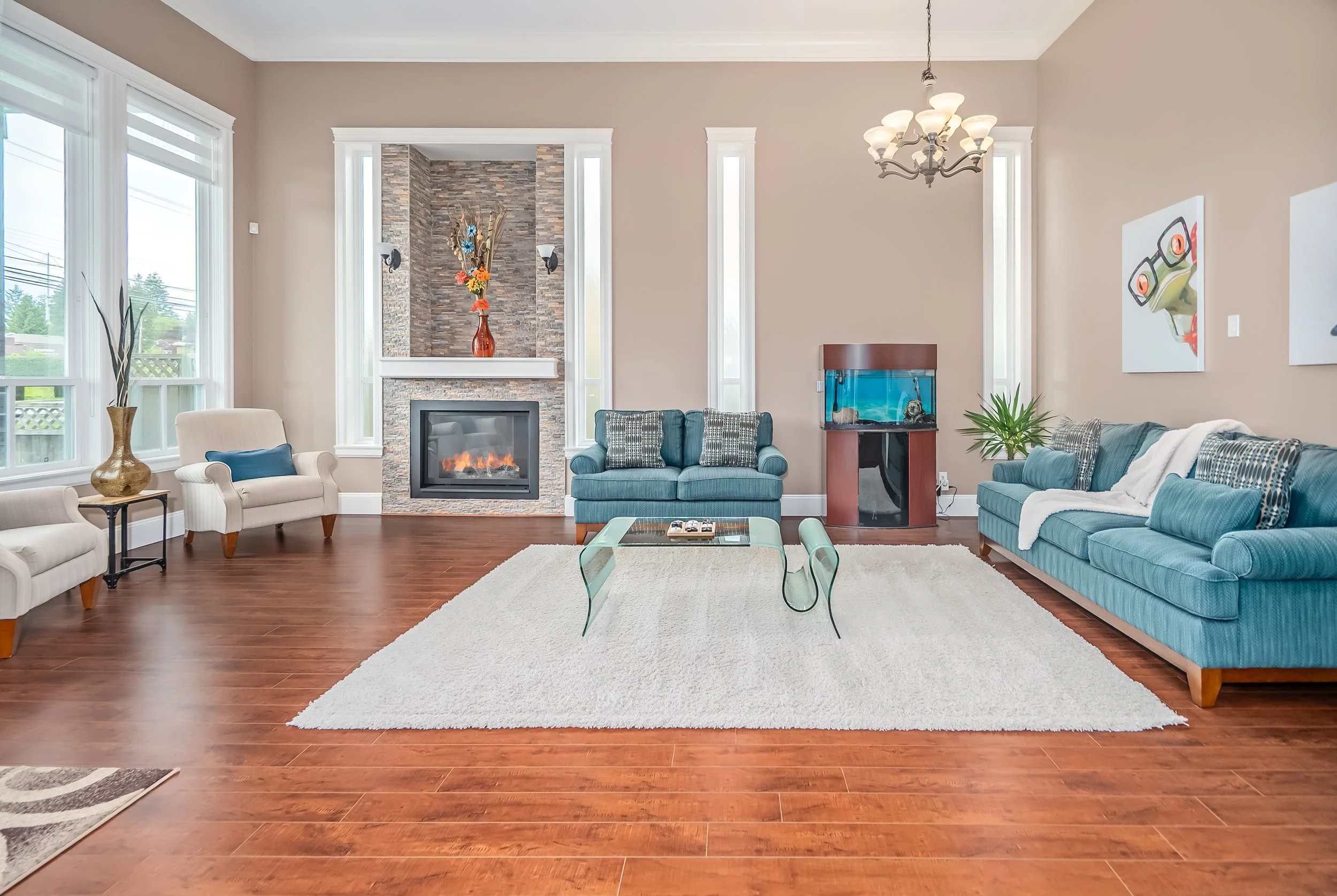 11809 88 Ave Delta-2.jpg
