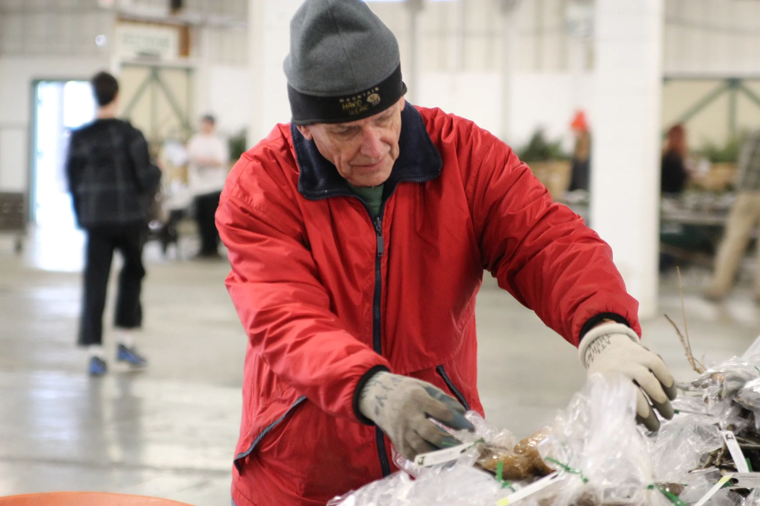 Volunteers Needed for 31st Annual Sale