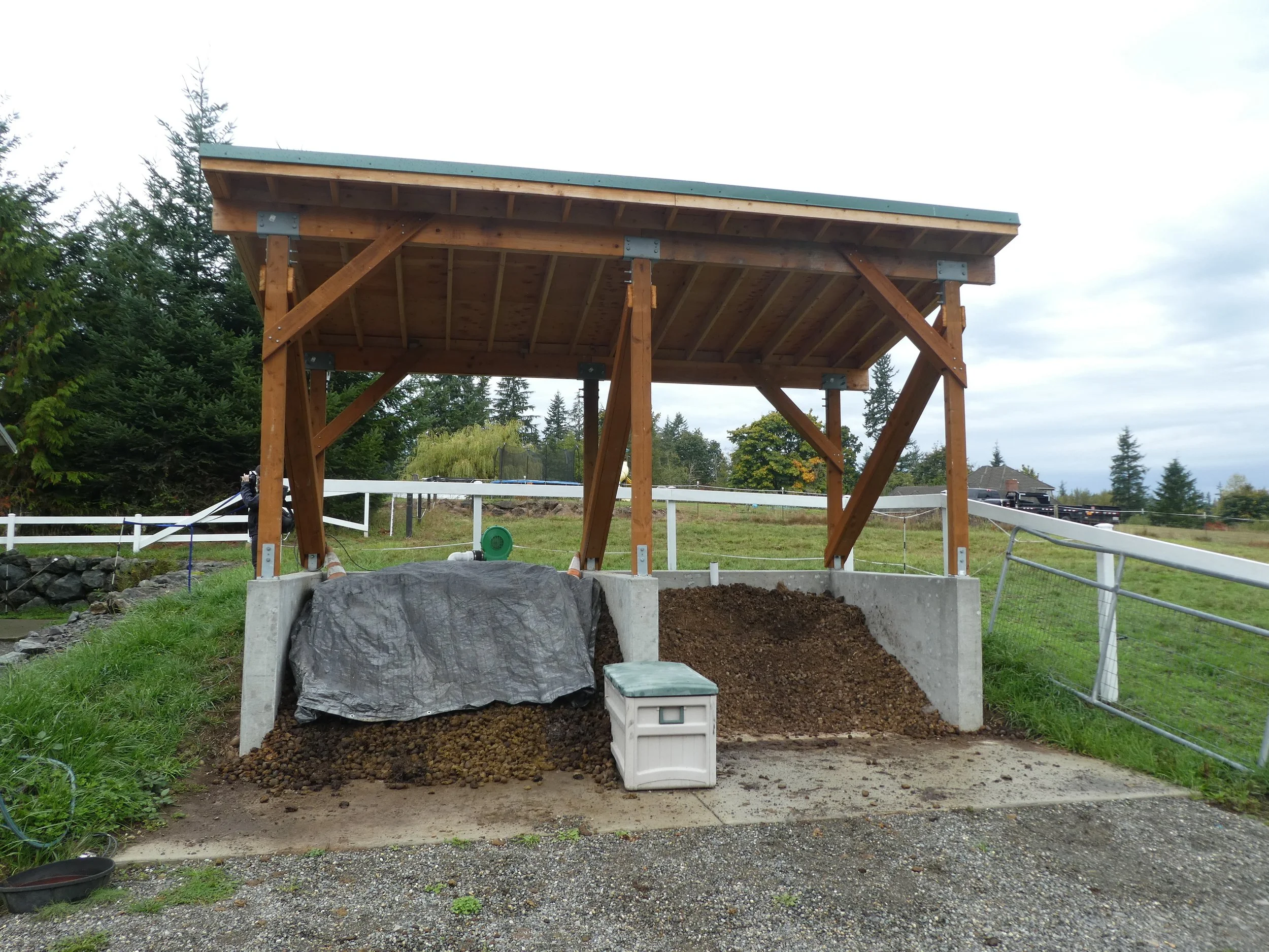 How the Farnhams Turned a Bouncy House Blower into a Composting Hack