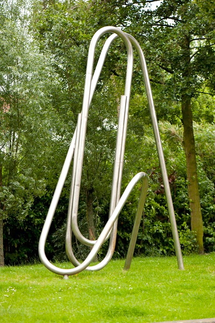 "Paperclip " and archive.