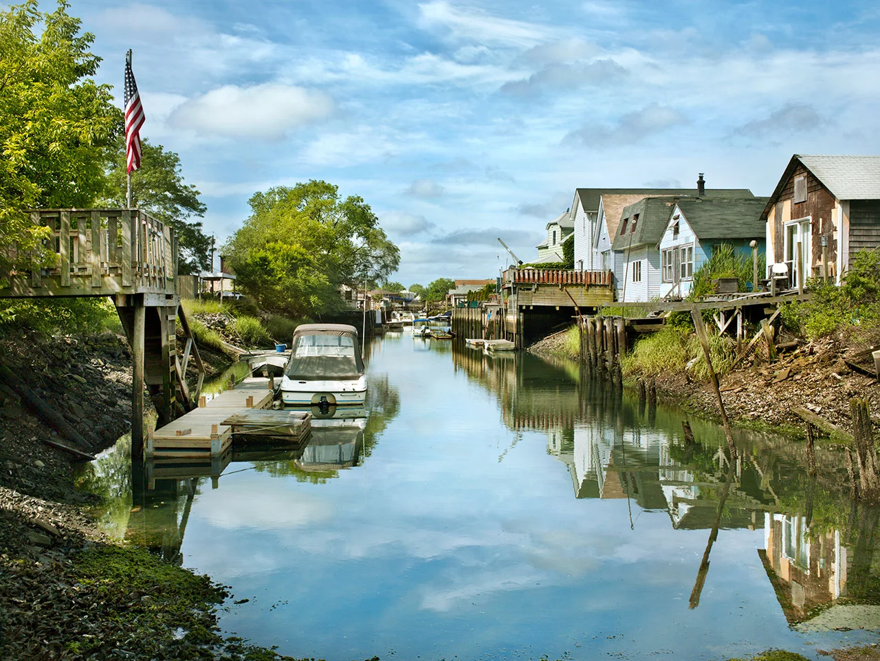 On a Handmade Inlet of Hawtree Basin , Queens, NY, 2010