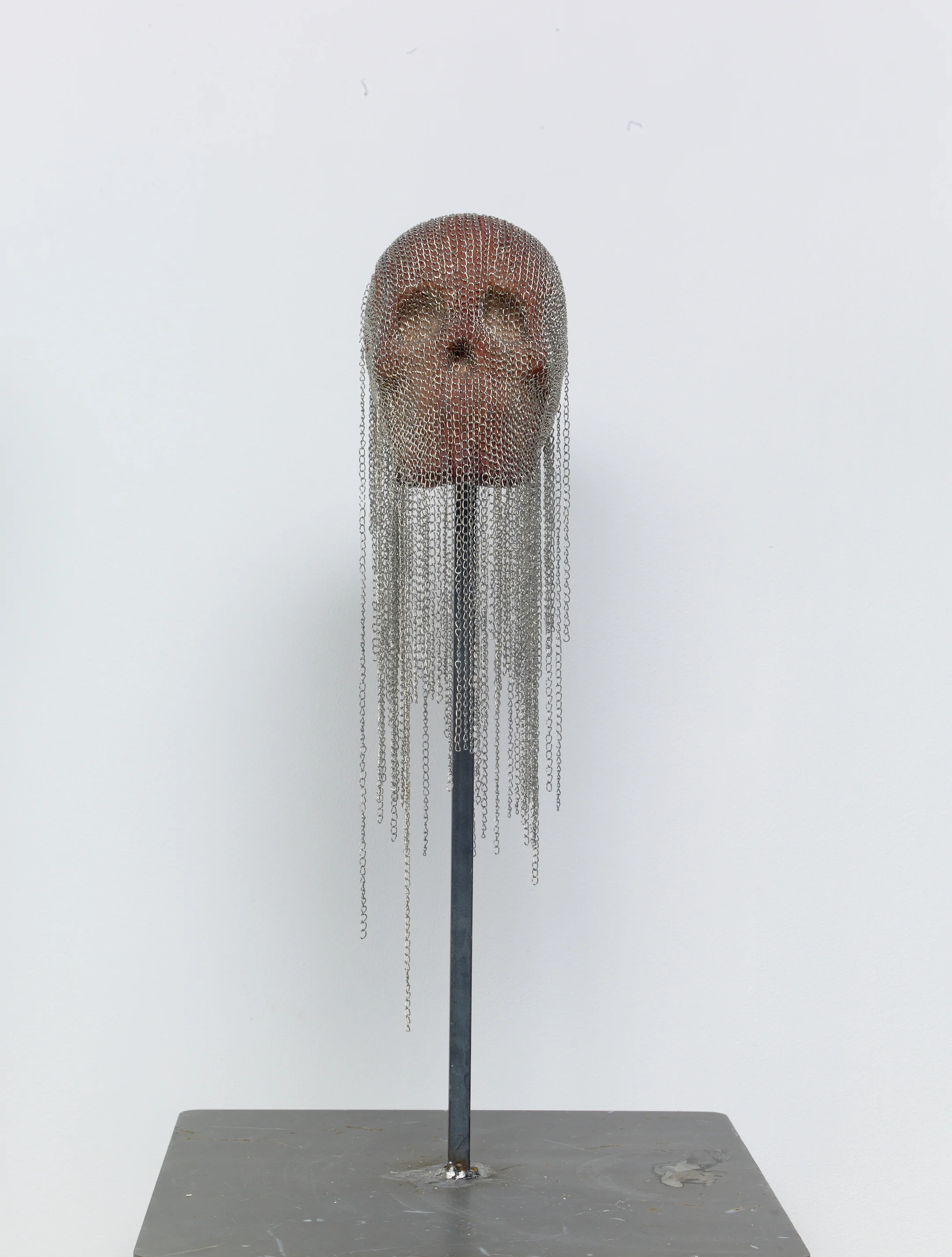 Esperanza Cortés, Encadenada II, 2017