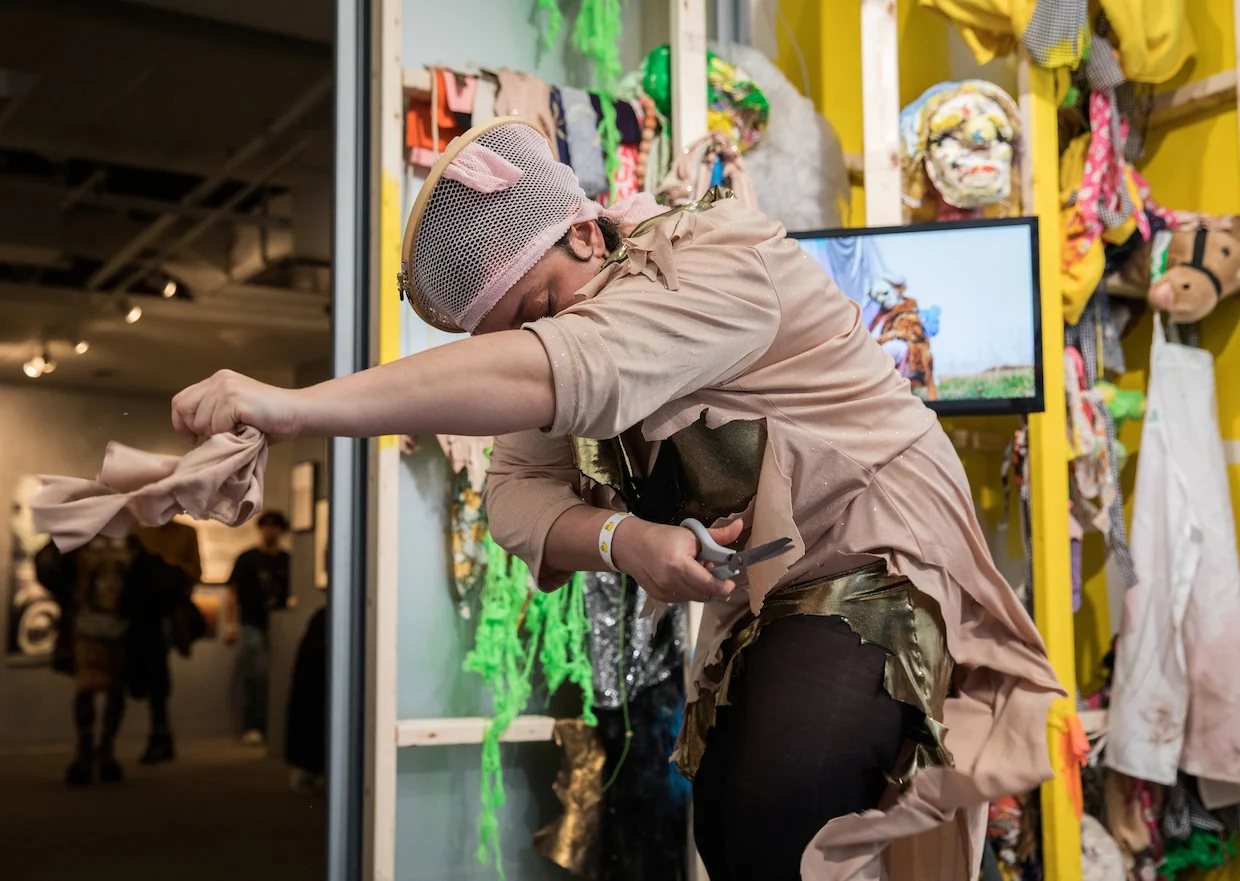Katya Grokhovsky, Bad Woman Bad Bunny (2018), Performance and Installation, photo by Walter Wlodarczyk
