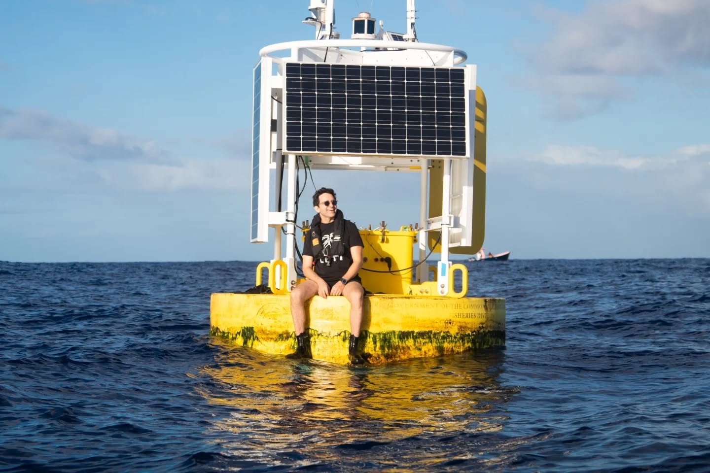 Less talking, more listening.

@davidfgruber @projectceti for @natgeo Explorers

#CetaceanCommunication #WhaleRights #ProjectCETI #DominicaConservation #NationalGeographic