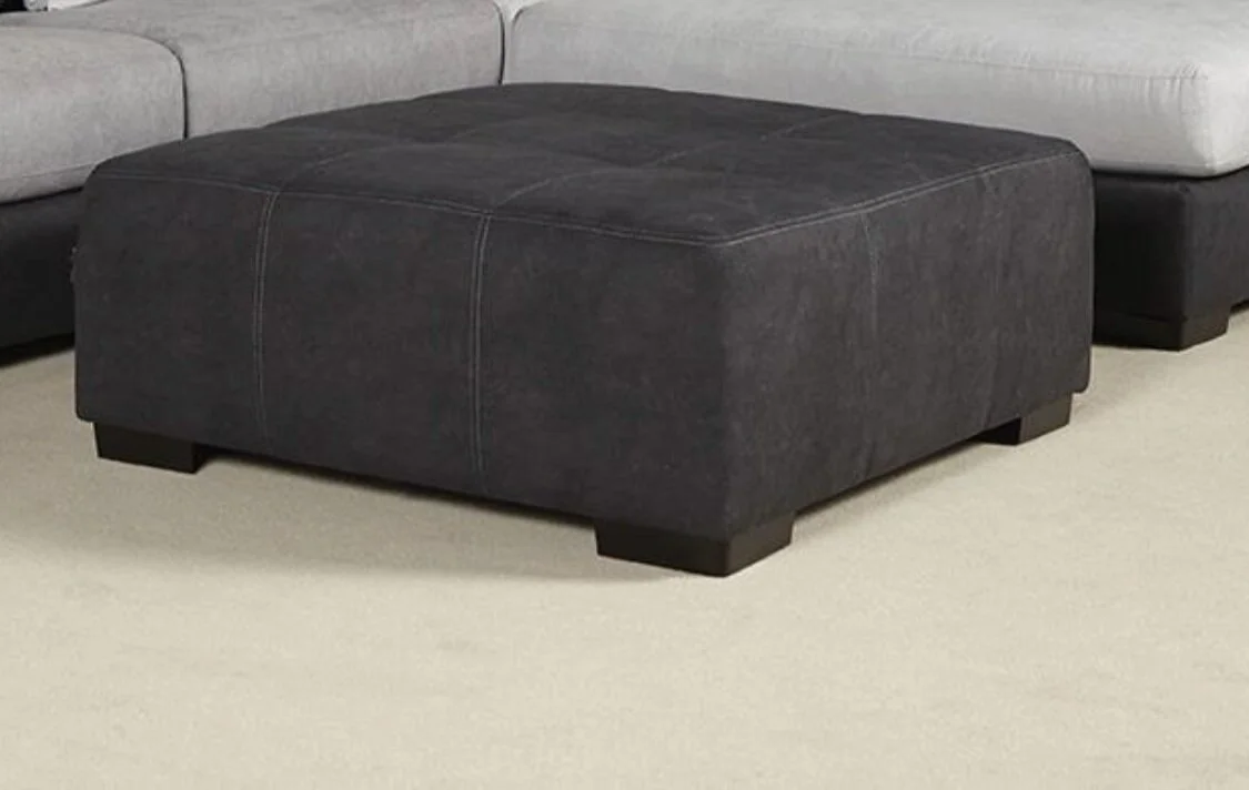 56562951-AD26-4D38-8833-063A0158B023