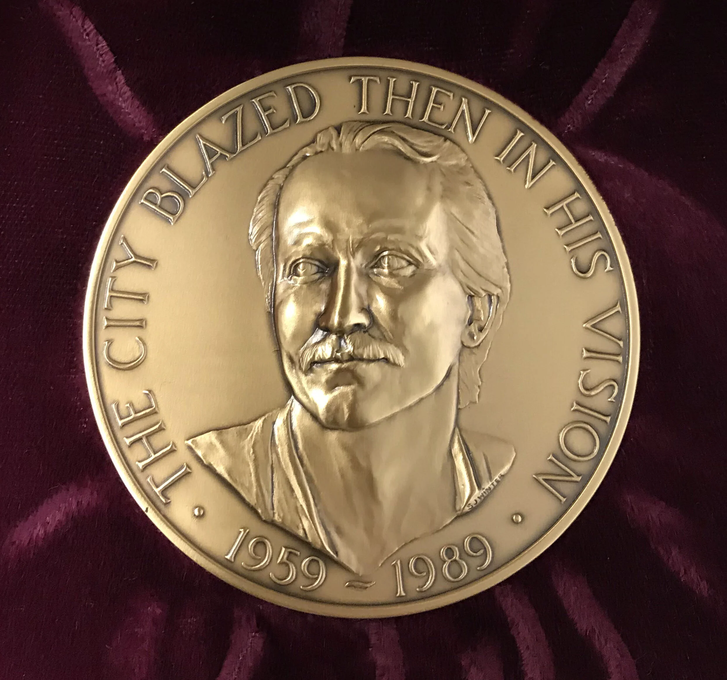 Award.jpg