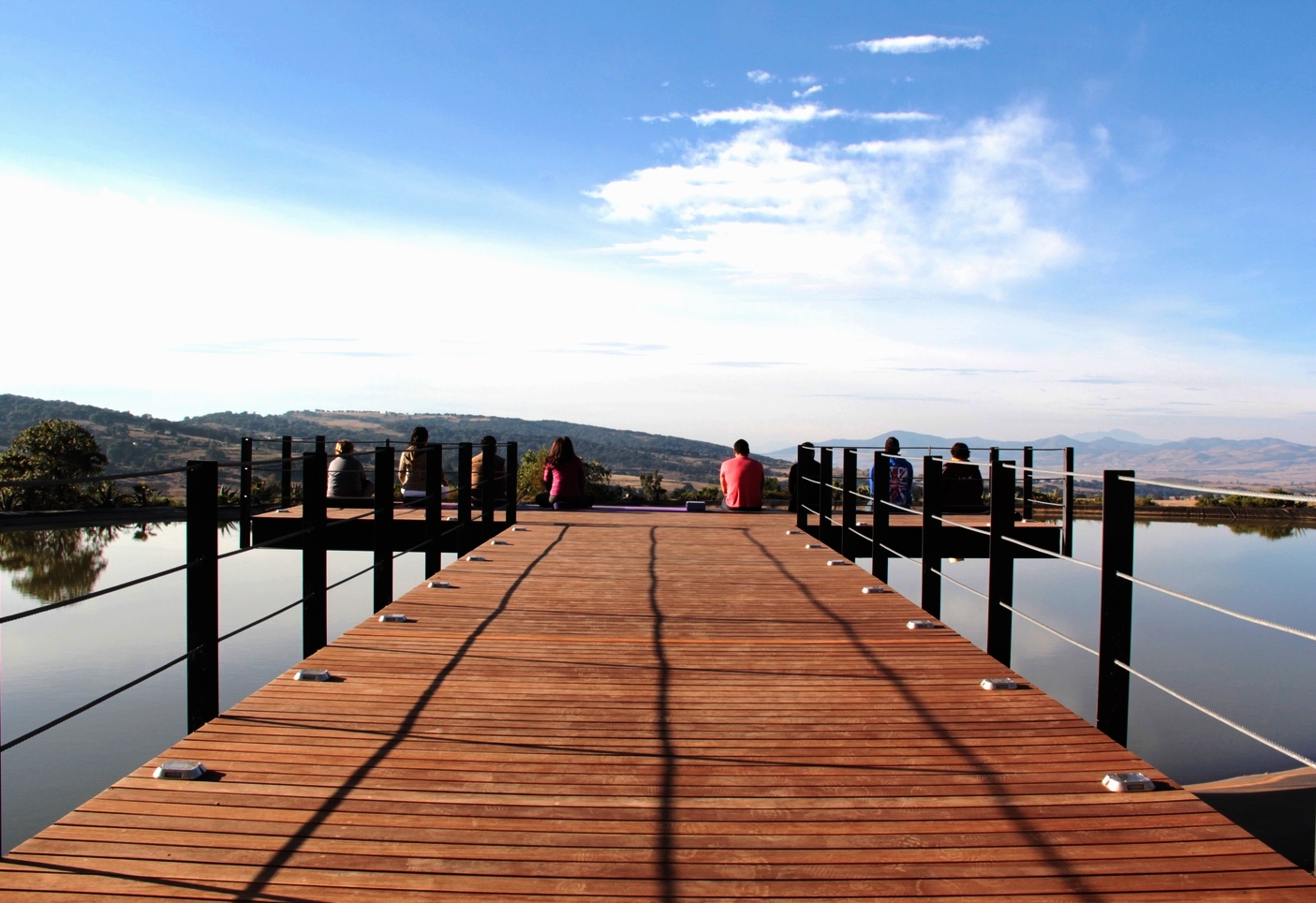  Muelle con vista al bordo.