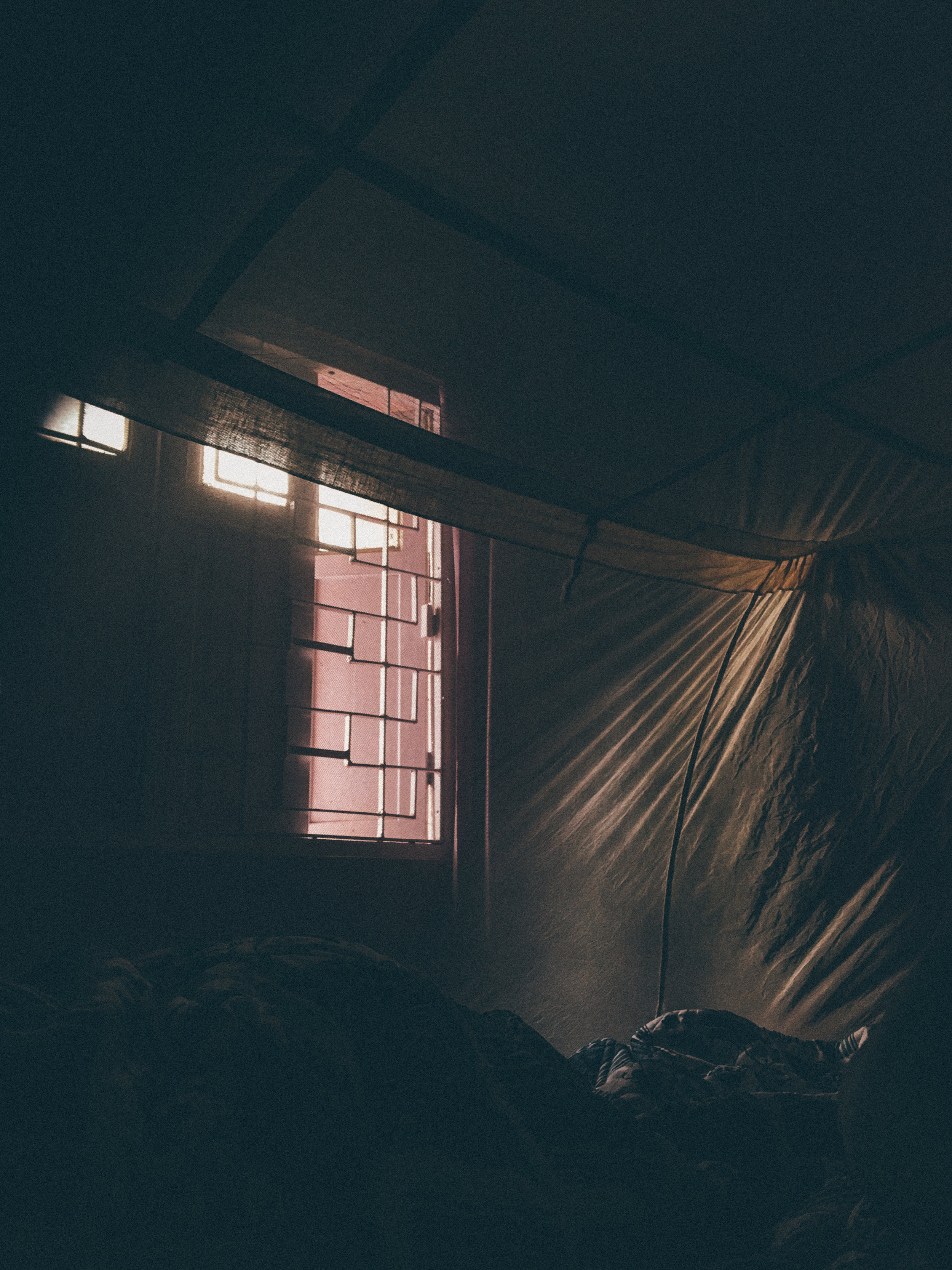  Sleepy mornings under the mosquito net.&nbsp; 