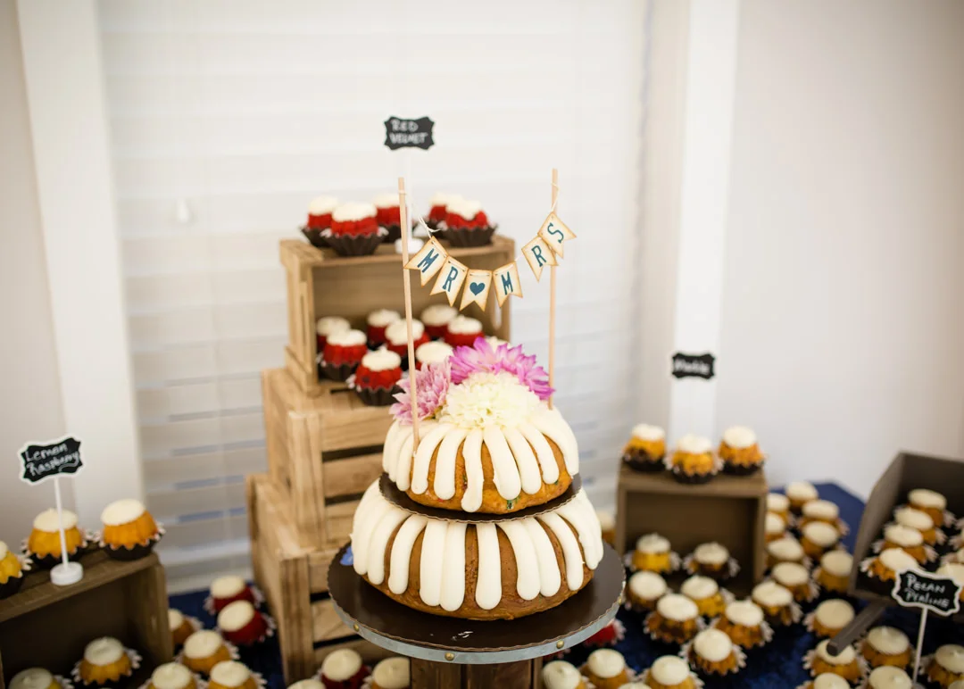 wedding-cake-cupcakes