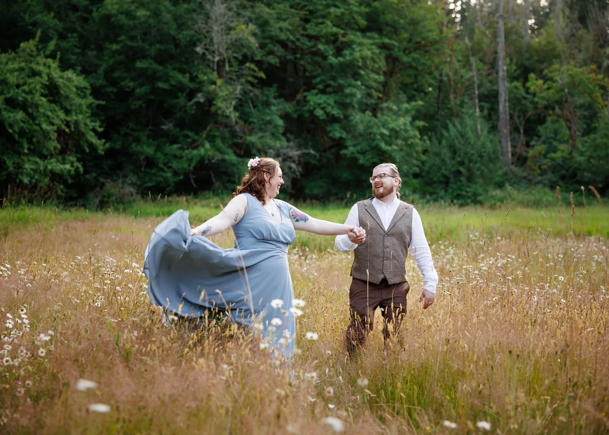 Colorful Wedding at Millersylvania Retreat Center, Olympia WA ~ Kelsey and Stephen