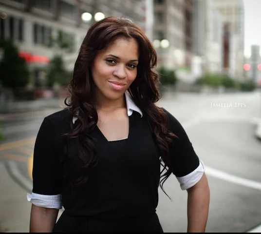woman downtown.jpg