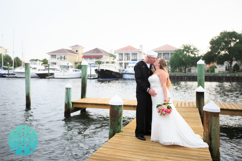 Palafax Wharf Wedding - Wedding Photographer in Pensacola ©Ashley Nichole Photography-66.jpg