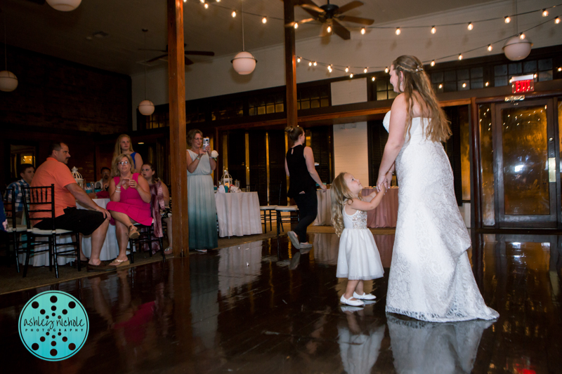 Palafax Wharf Wedding - Wedding Photographer in Pensacola ©Ashley Nichole Photography-87.jpg