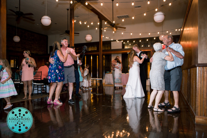 Palafax Wharf Wedding - Wedding Photographer in Pensacola ©Ashley Nichole Photography-88.jpg