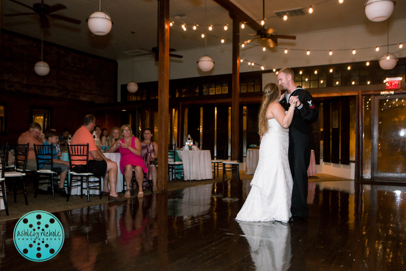 Palafax Wharf Wedding - Wedding Photographer in Pensacola ©Ashley Nichole Photography-90.jpg