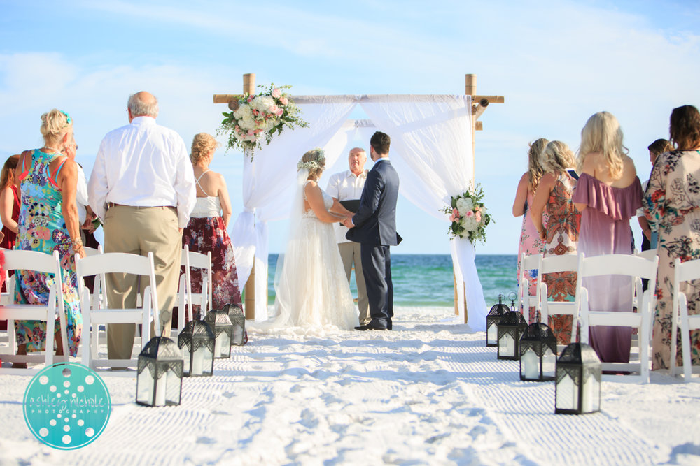 Surfside Resort- Destin Florida- Wedding Photograher ©Ashley Nichole Photography-111.jpg