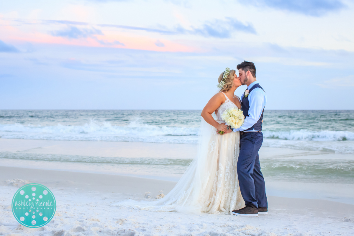 Surfside Resort- Destin Florida- Wedding Photograher ©Ashley Nichole Photography-300.jpg