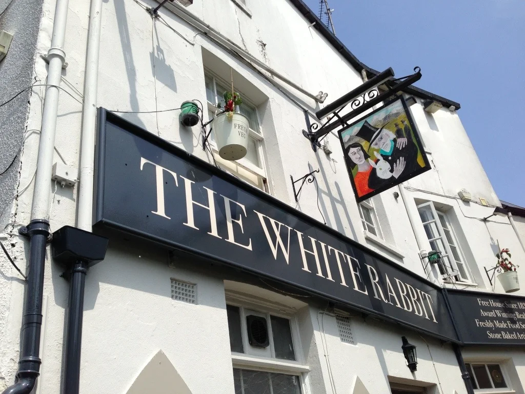 whiterabbit.jpg