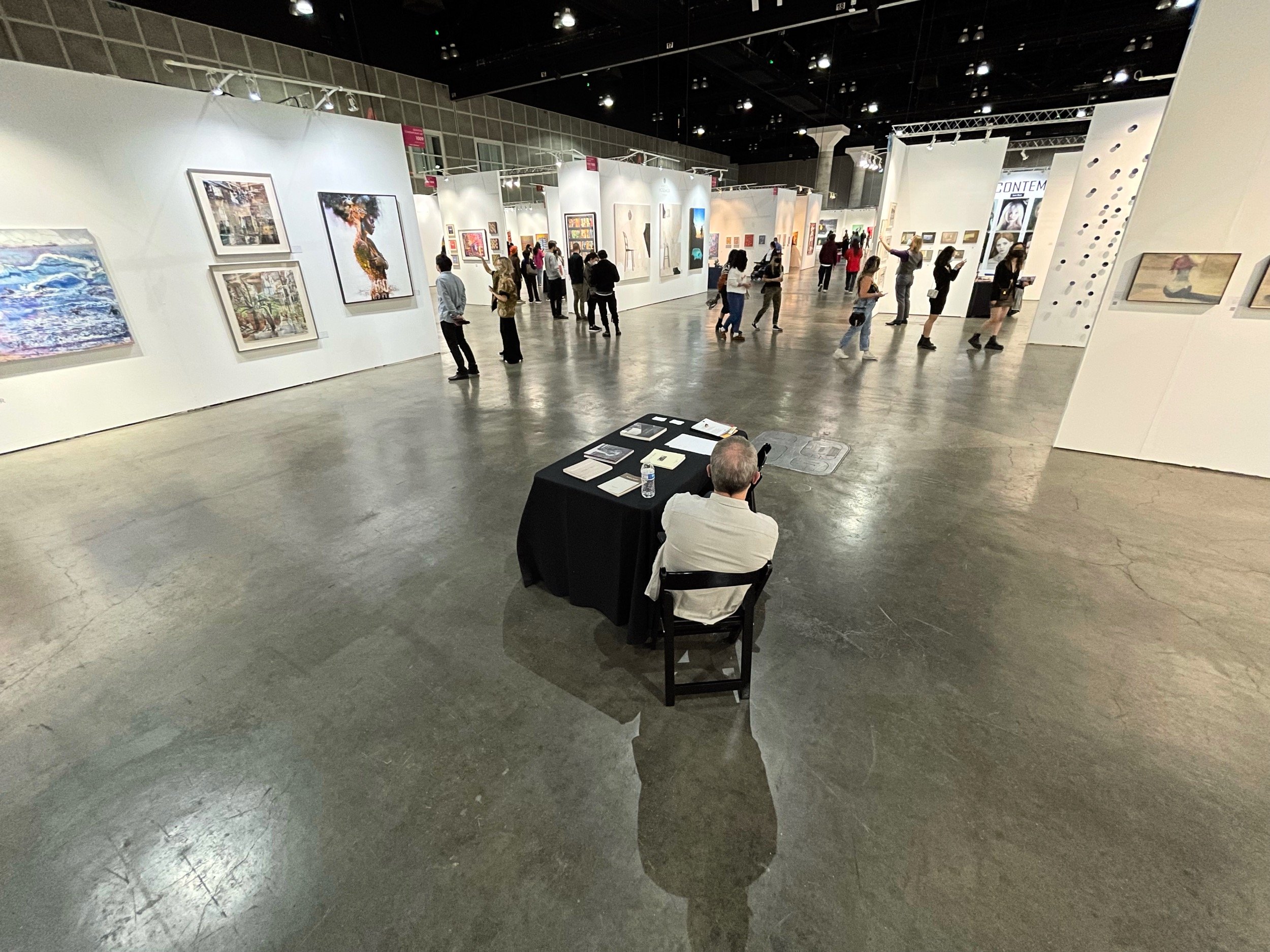 LA Art Fair 2021-26.jpg