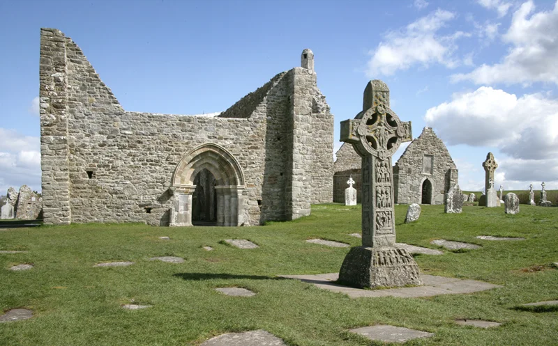 080416 Clonmacnoise 210.jpg