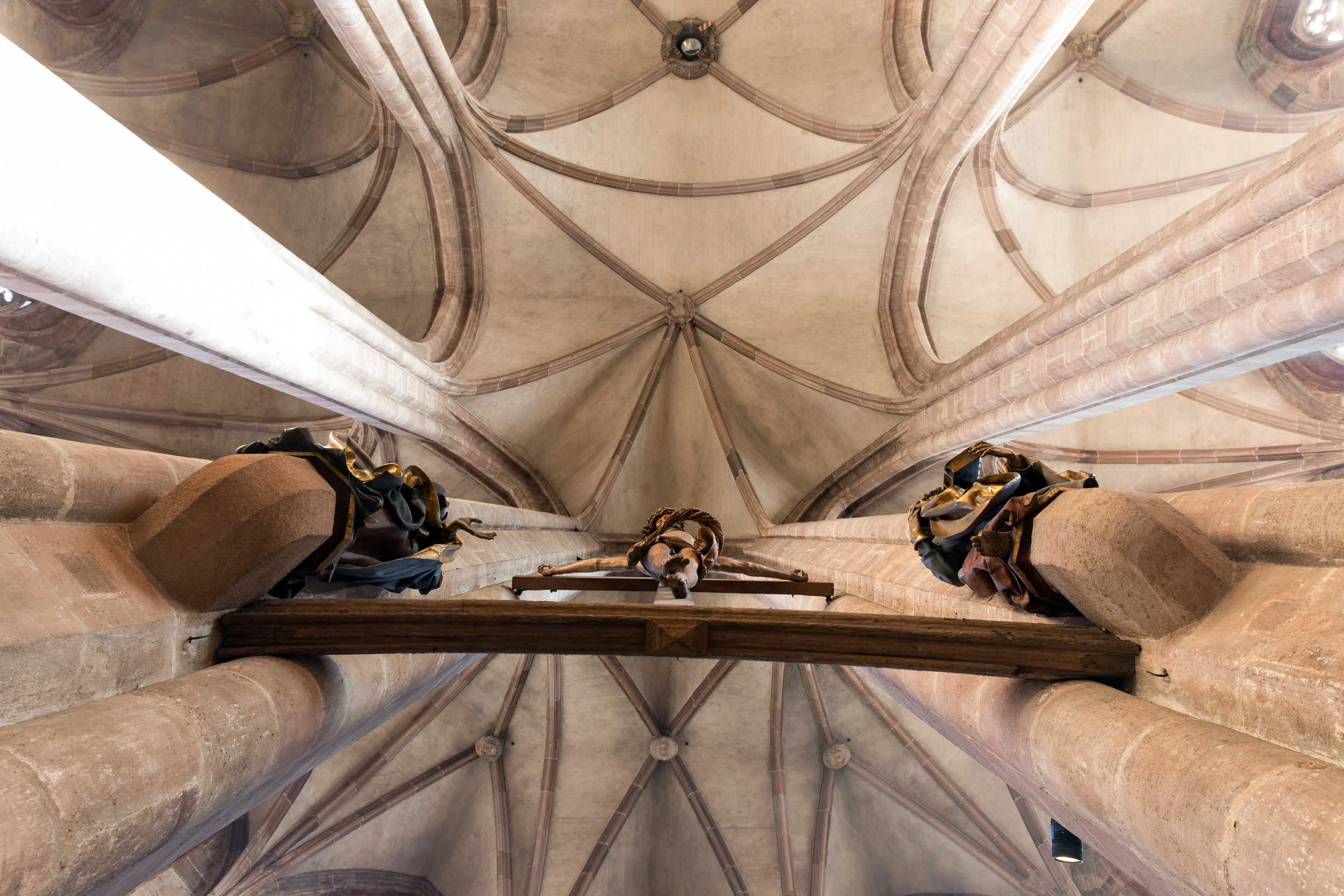 Nuernberg-Lorenzkirche-3_ergebnis.jpg