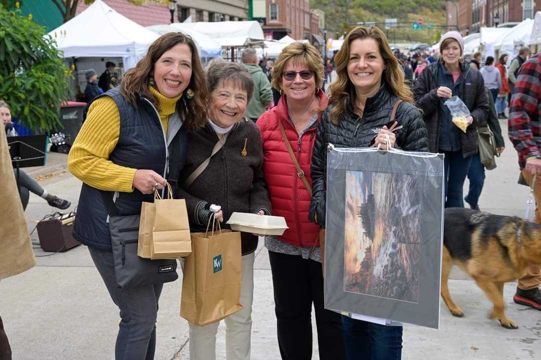 2023 Fall Festival attendees_by Chap Achen Photography.jpg