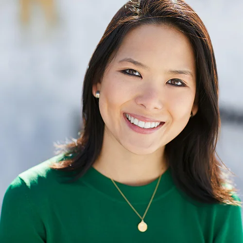 TRACEY HU-A-NG EVENT PRODUCER Following graduation from FlowerSchool New York, Tracey Hu-a-ng joined Bastille Flowers & Events in 2016. She hit the ground running and immediately became an integral part of the team (aka our organizational guru). Raised on the island of Curaçao and coming from a corporate background, Tracey believes that reinventing yourself and stepping out of your comfort zone is where you grow and learn the most, and she has fully embraced that philosophy as an event producer at Bastille Flowers & Events. Tracey's creative spirit and decisive sensibility combine to make every event she works on unforgettable.