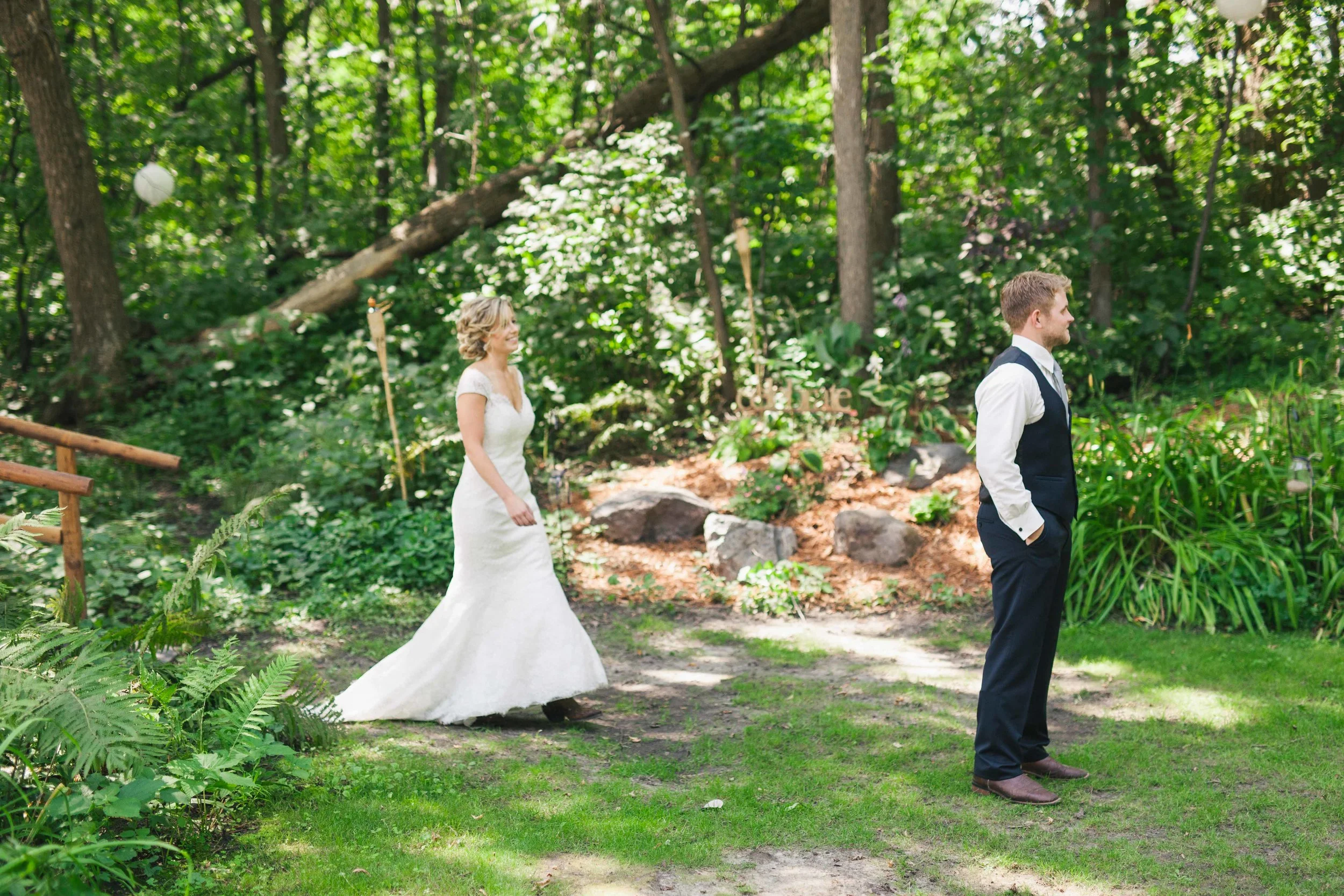 Minnesota Backyard Wedding Minneapolis Jess Dan (29 of 131).jpg