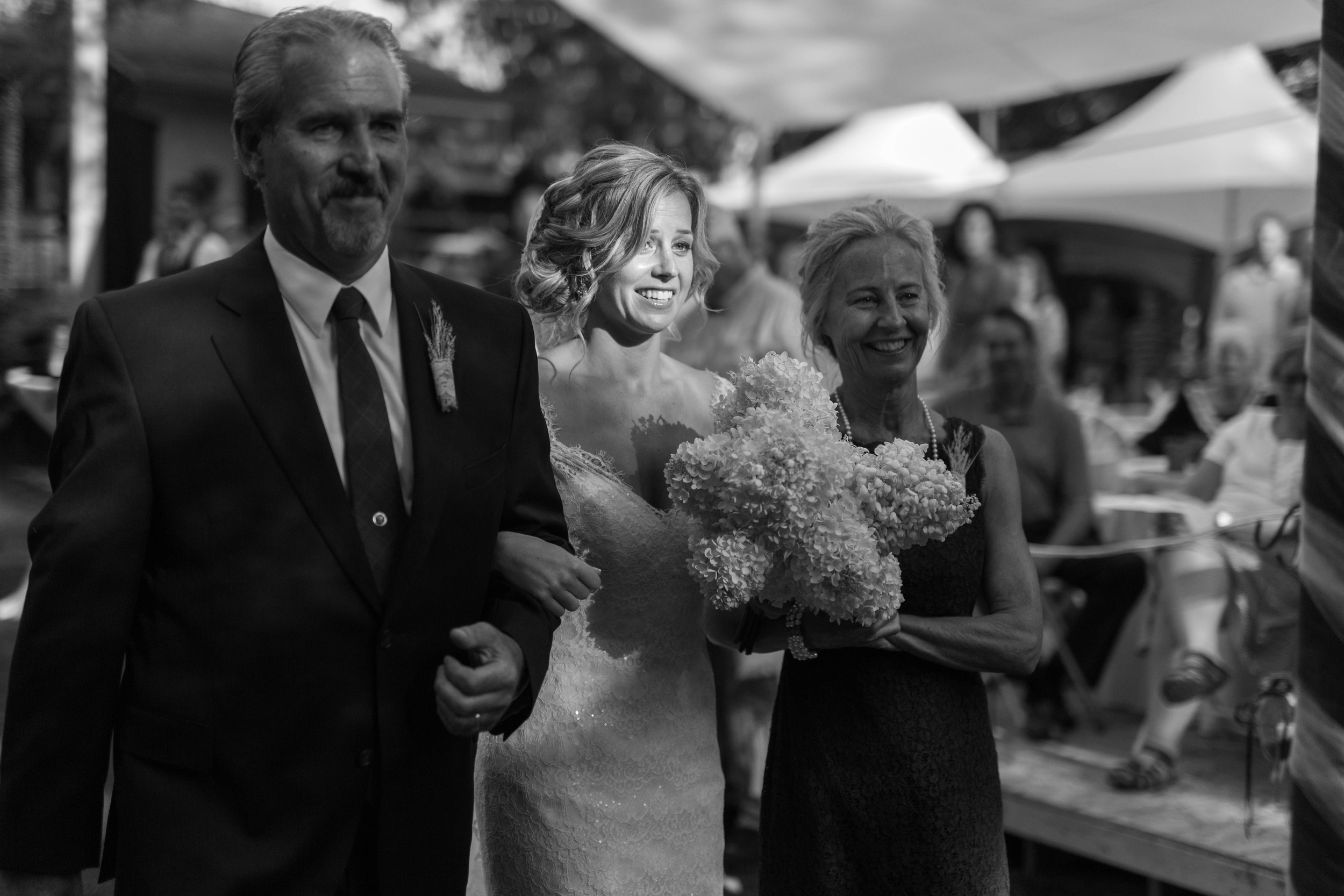 Minnesota Backyard Wedding Minneapolis Jess Dan (68 of 131).jpg