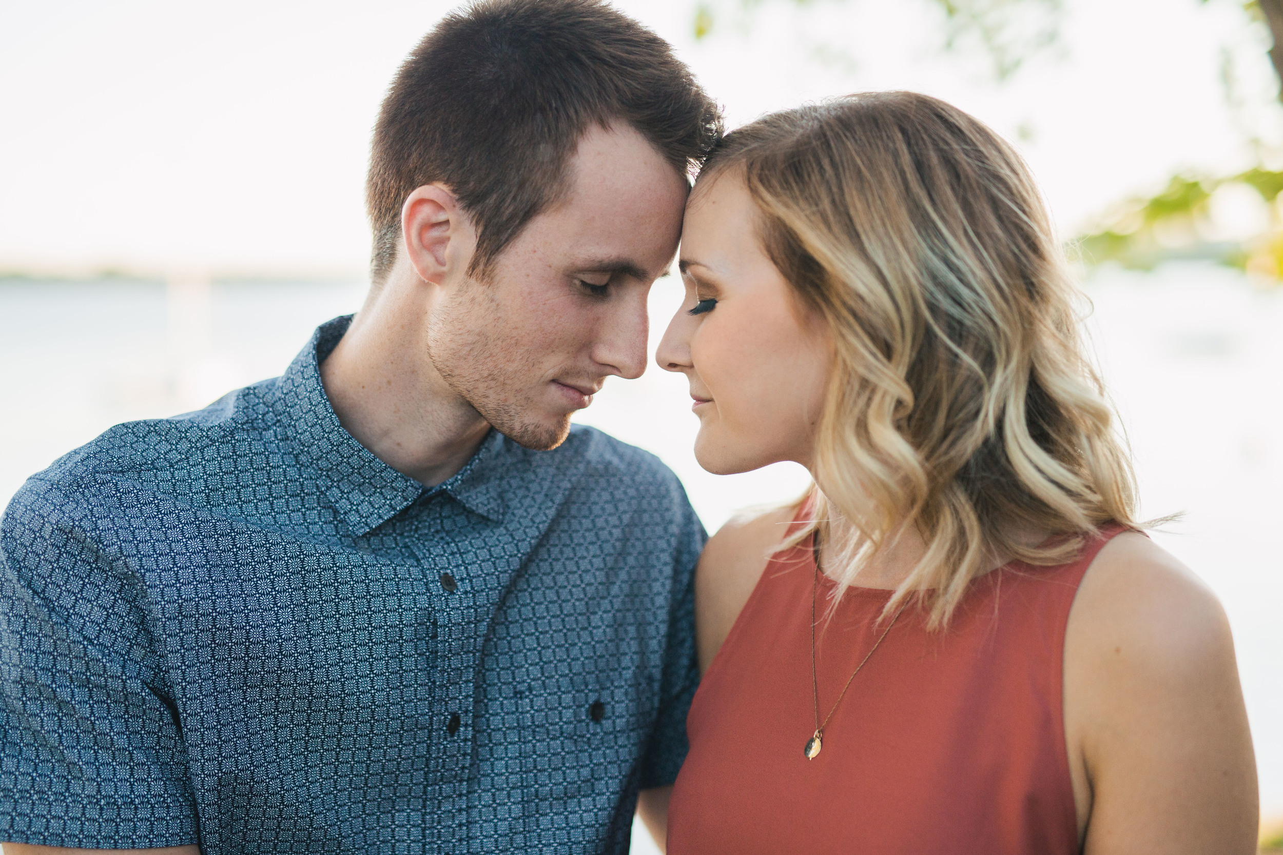 Lake Calhoun Engagement Session (9 of 31).jpg