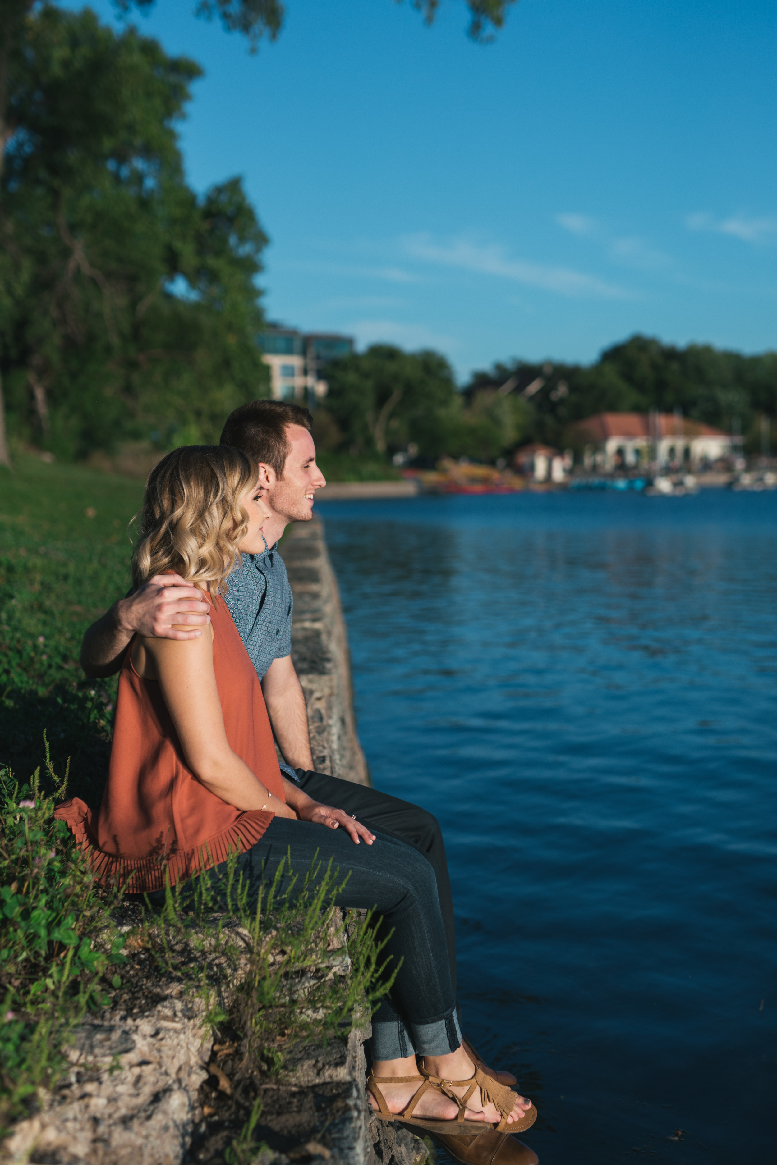 Lake Calhoun Engagement Session (10 of 31).jpg