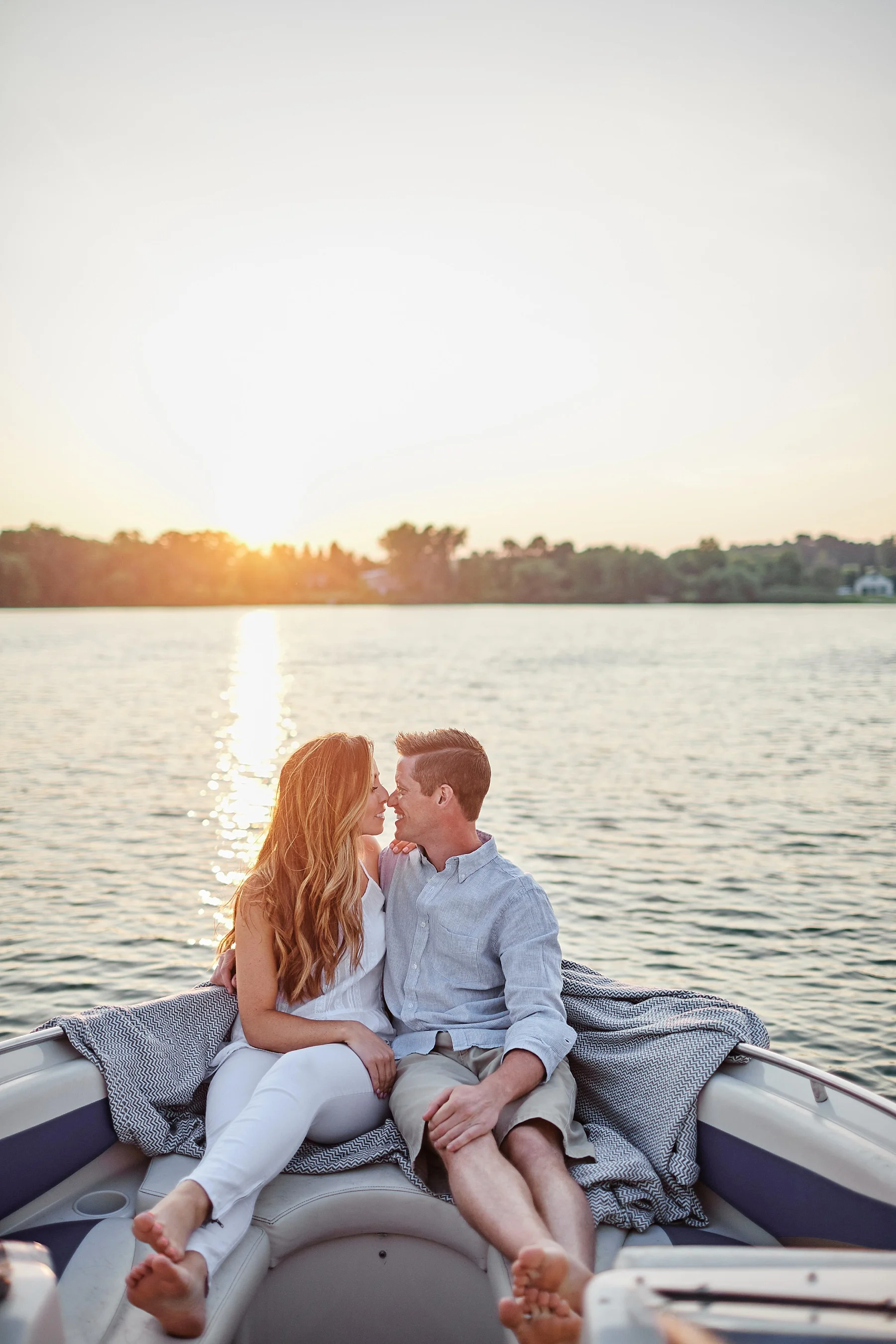 Strawberry-Farm-Engagement-Session-Alexandria-Minnesota-Outdoor_0212.jpg