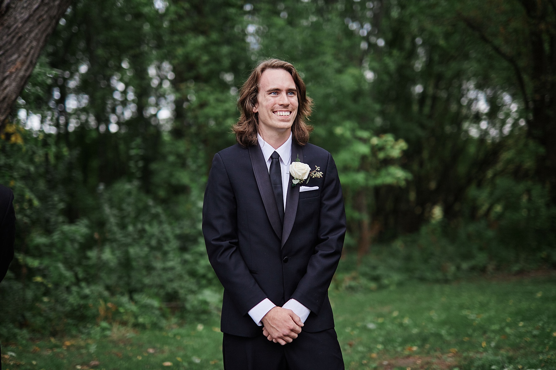 Bloom-Lake-Barn-Wedding-Schafer-Minnesota-Outdoor_0286.jpg