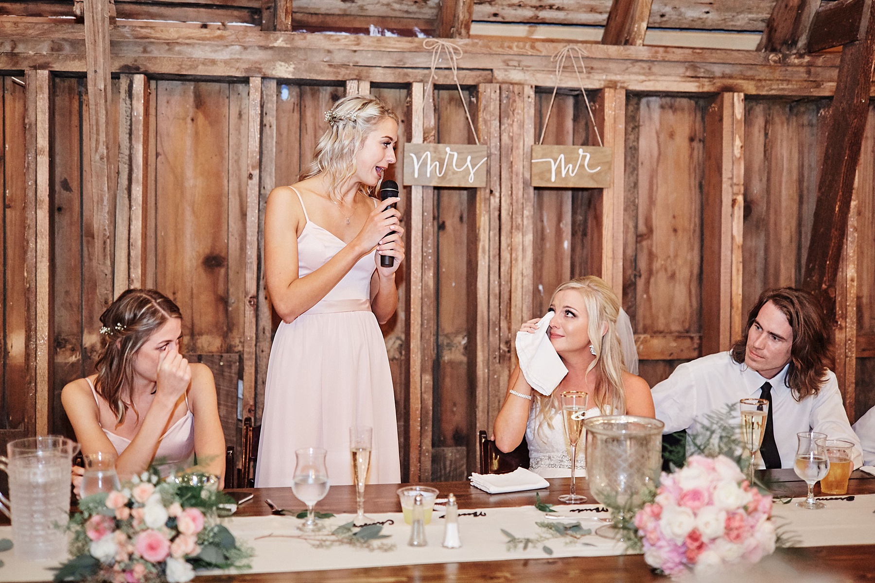 Bloom-Lake-Barn-Wedding-Schafer-Minnesota-Outdoor_0326.jpg