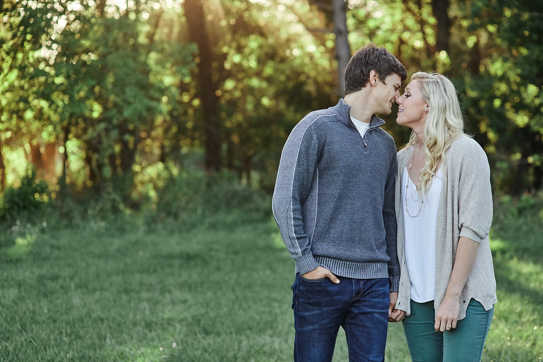 Minnesota-Engagement-Session-outdoors-Up-North-Minnesota_0366.jpg