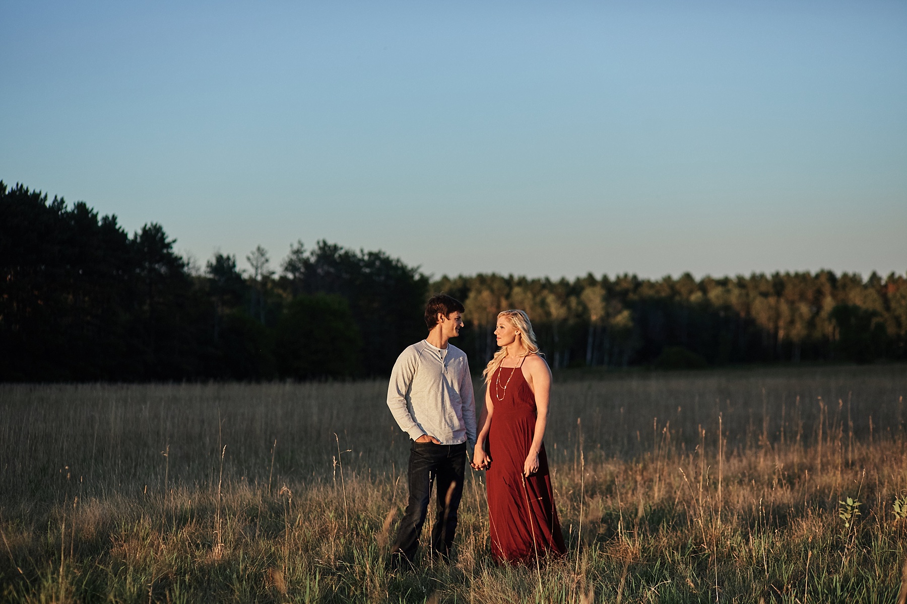 Minnesota-Engagement-Session-outdoors-Up-North-Minnesota_0371.jpg