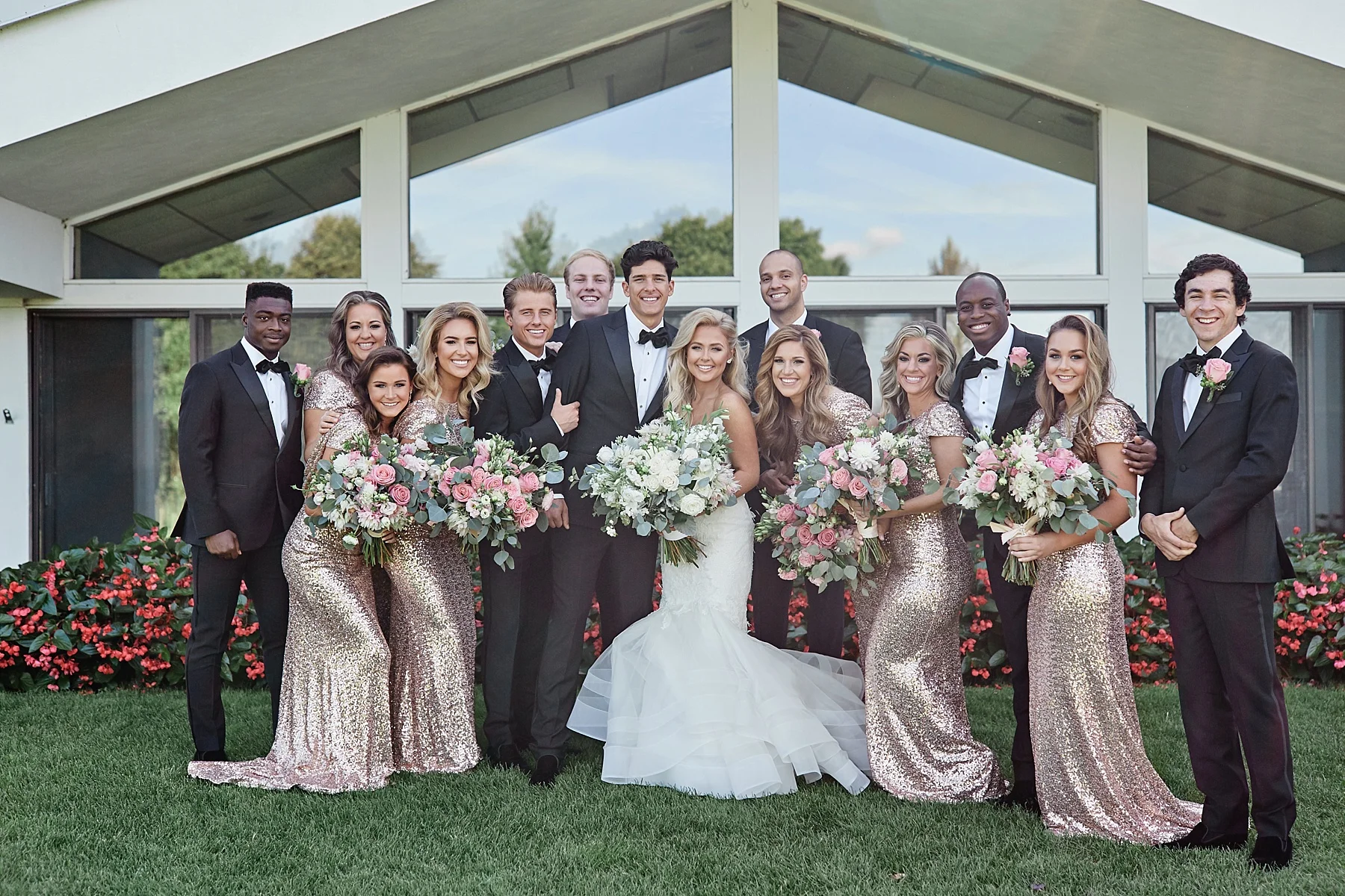 Lafayette-Club-Wedding-Wayzata-Minnesota-the-black-tux-go-glow-stuart-weutzman-lakumcollection-harvest-home-wayzata_0424.jpg
