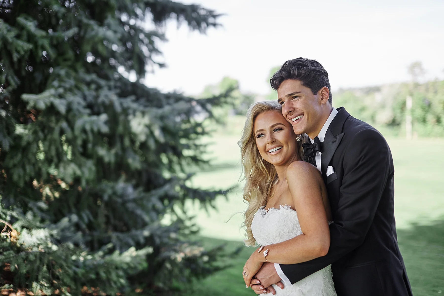 Lafayette-Club-Wedding-Wayzata-Minnesota-the-black-tux-go-glow-stuart-weutzman-lakumcollection-harvest-home-wayzata_0436.jpg