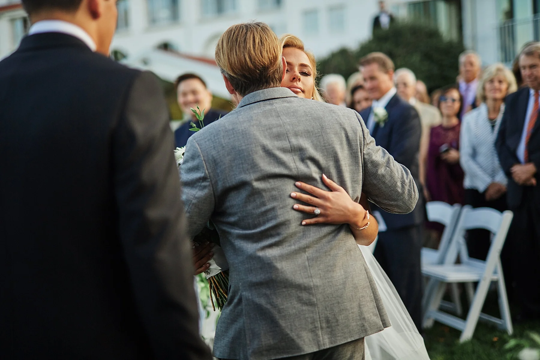 Lafayette-Club-Wedding-Wayzata-Minnesota-the-black-tux-go-glow-stuart-weutzman-lakumcollection-harvest-home-wayzata_0458.jpg