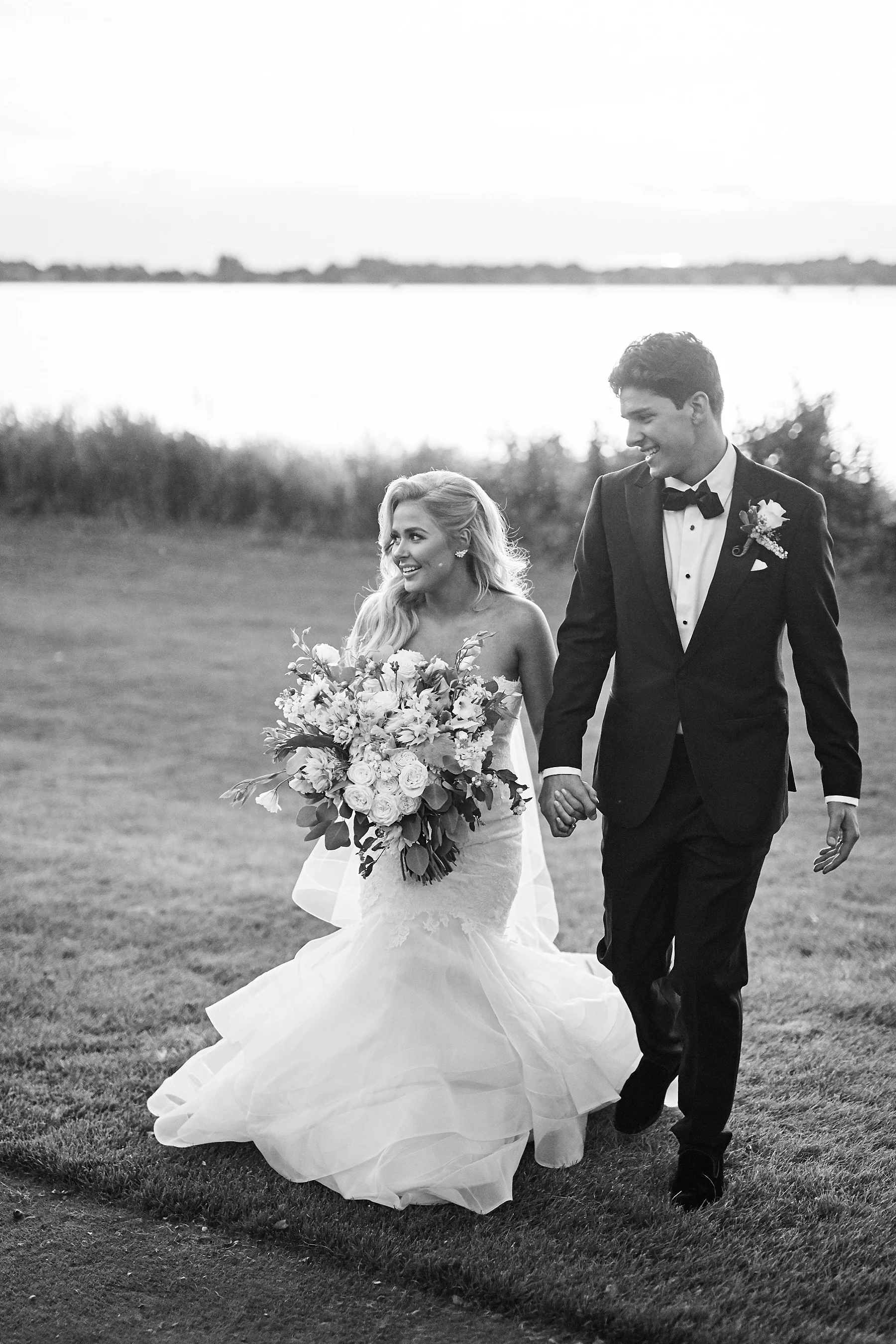 Lafayette-Club-Wedding-Wayzata-Minnesota-the-black-tux-go-glow-stuart-weutzman-lakumcollection-harvest-home-wayzata_0472.jpg