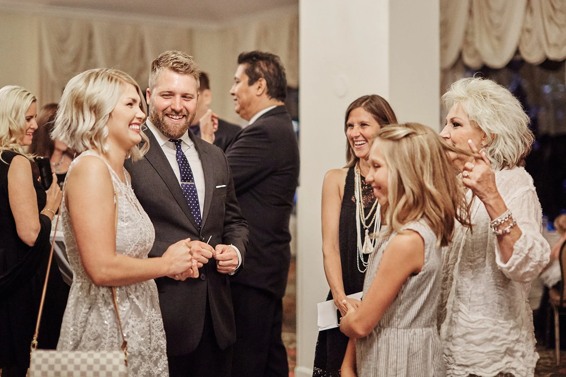 Lafayette-Club-Wedding-Wayzata-Minnesota-the-black-tux-go-glow-stuart-weutzman-lakumcollection-harvest-home-wayzata_0483.jpg