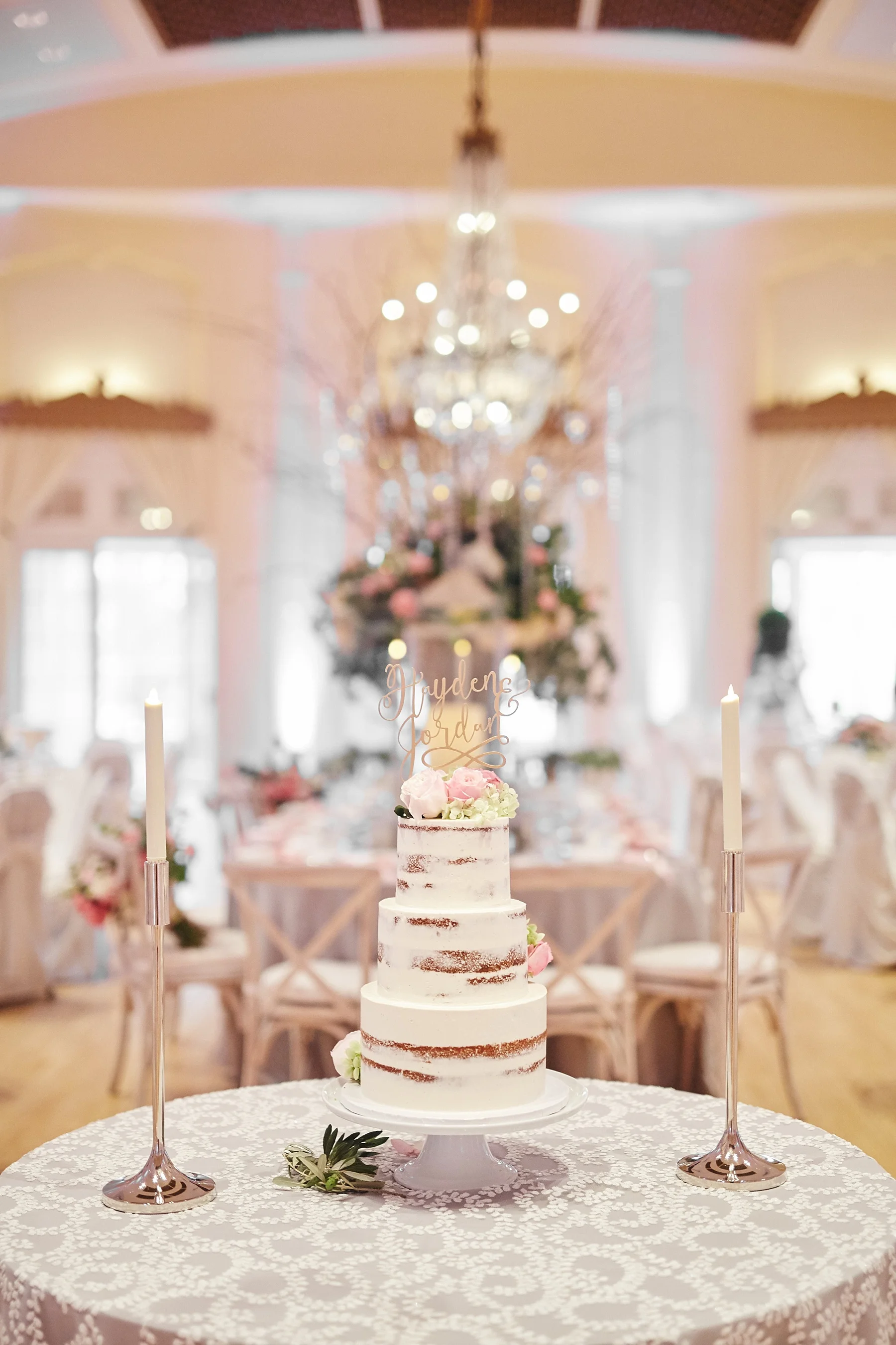 Lafayette-Club-Wedding-Wayzata-Minnesota-the-black-tux-go-glow-stuart-weutzman-lakumcollection-harvest-home-wayzata_0488.jpg