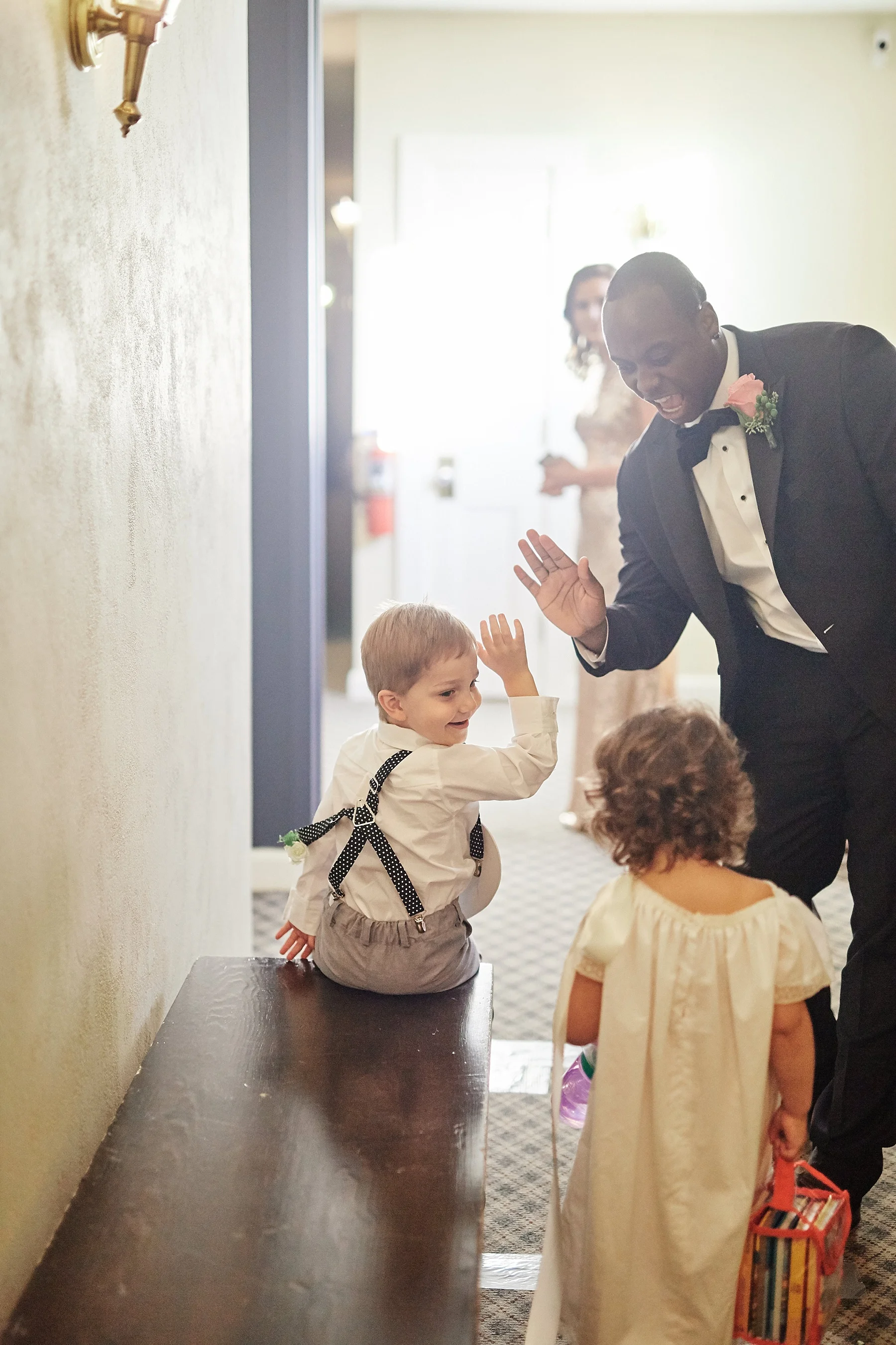 Lafayette-Club-Wedding-Wayzata-Minnesota-the-black-tux-go-glow-stuart-weutzman-lakumcollection-harvest-home-wayzata_0490.jpg