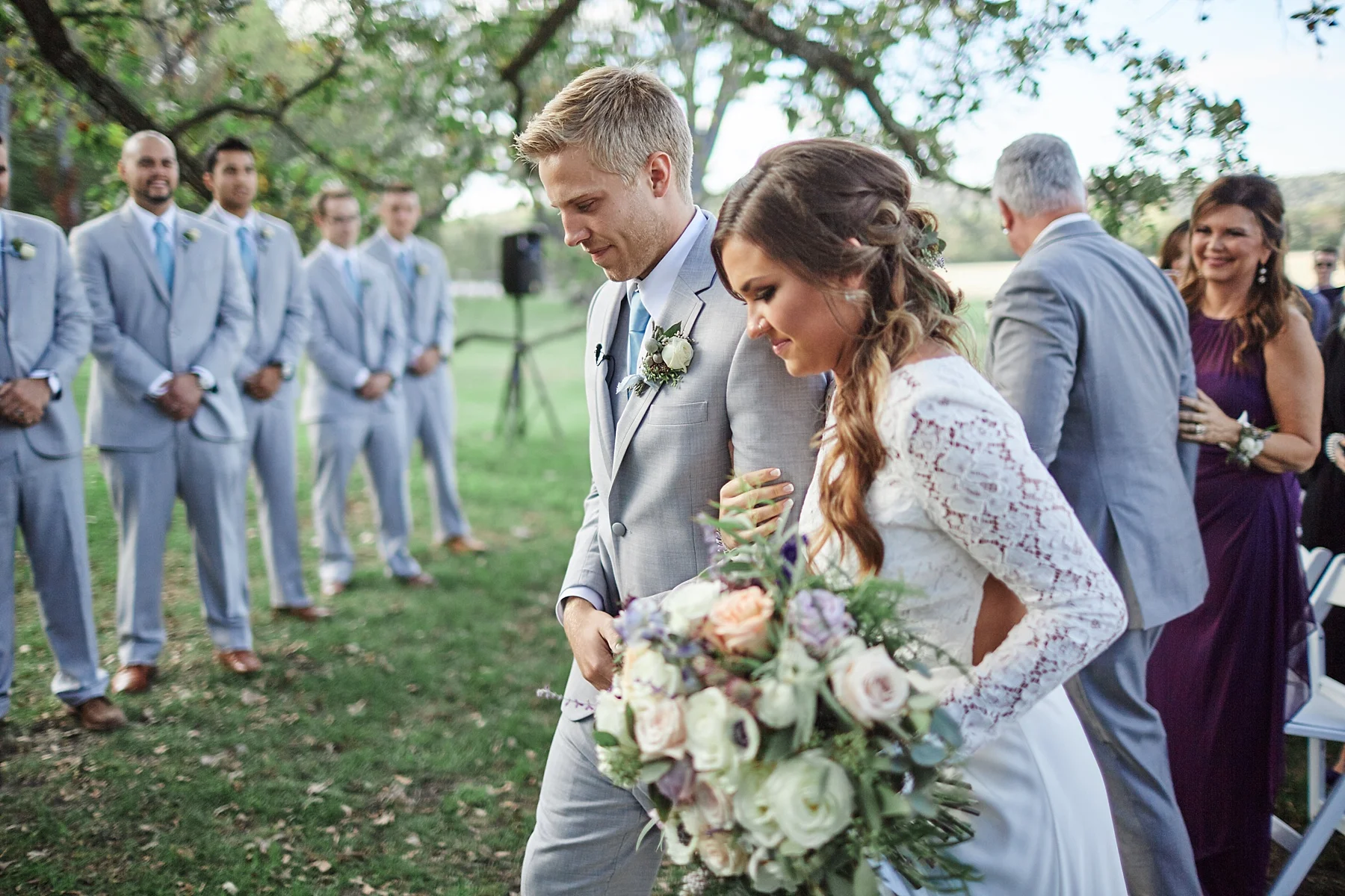 Maywood-Stone-Barn-Wedding-Rochester-Minnesota-Perry-James-Photo_0638.jpg