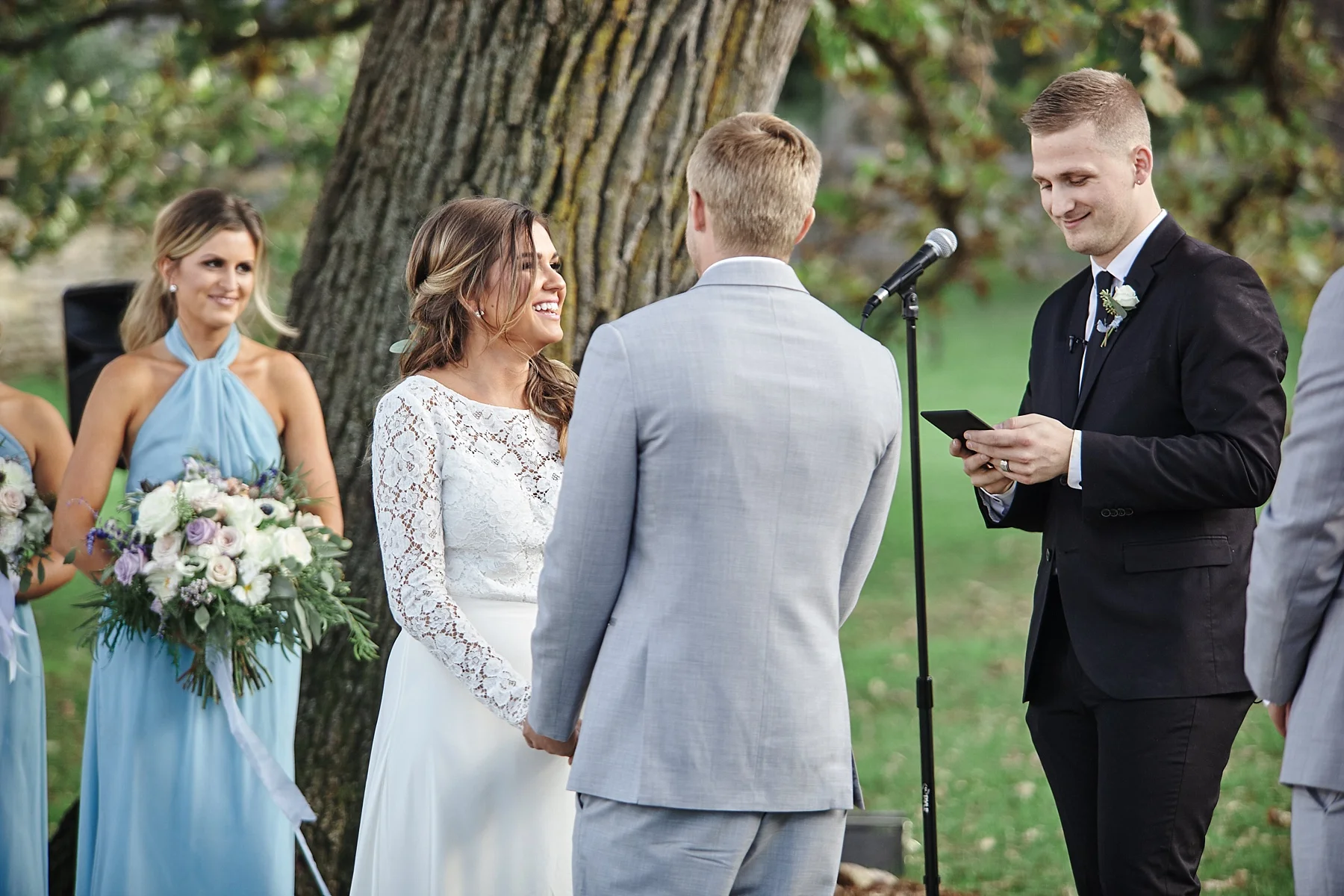 Maywood-Stone-Barn-Wedding-Rochester-Minnesota-Perry-James-Photo_0642.jpg