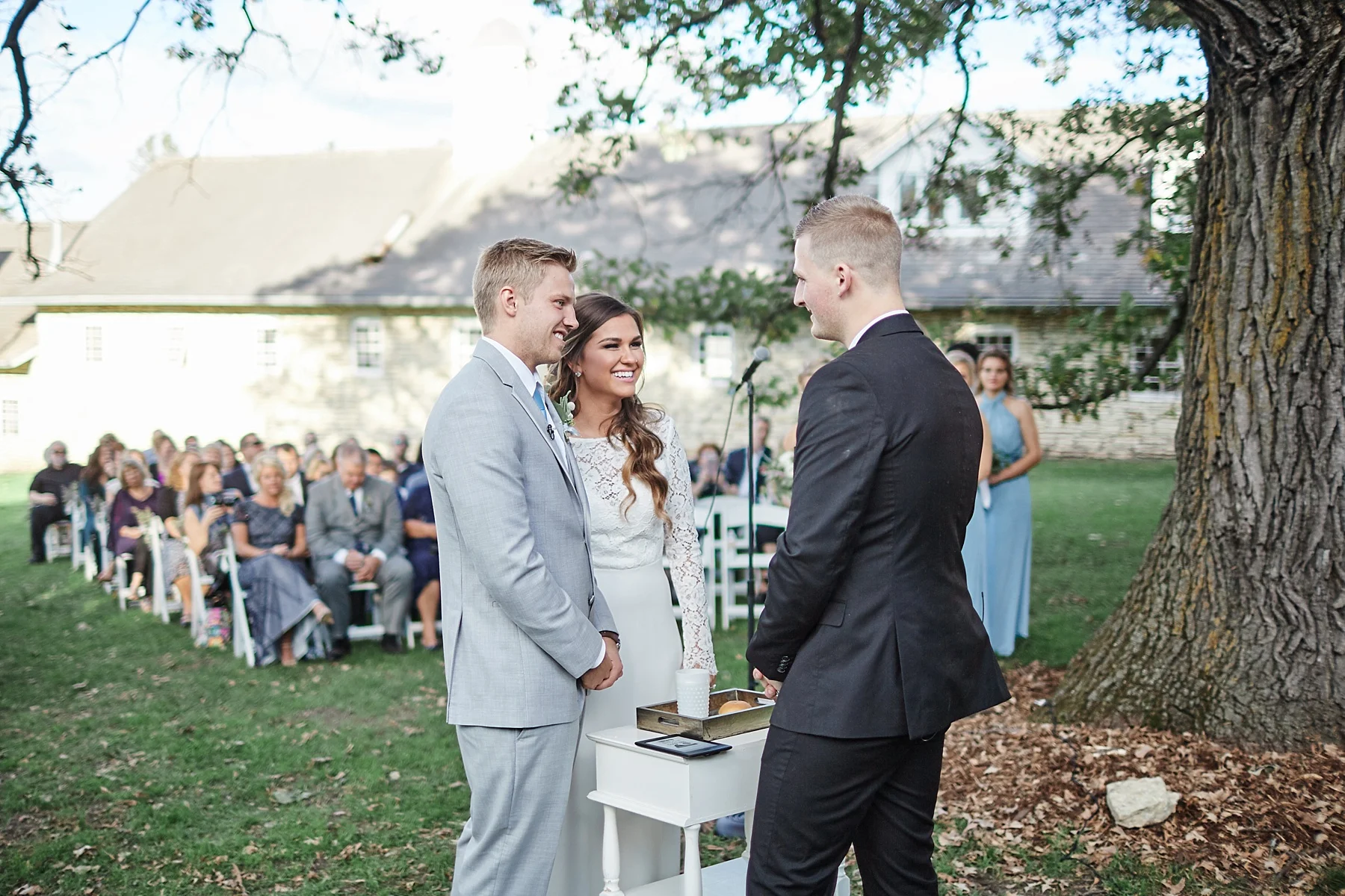 Maywood-Stone-Barn-Wedding-Rochester-Minnesota-Perry-James-Photo_0650.jpg