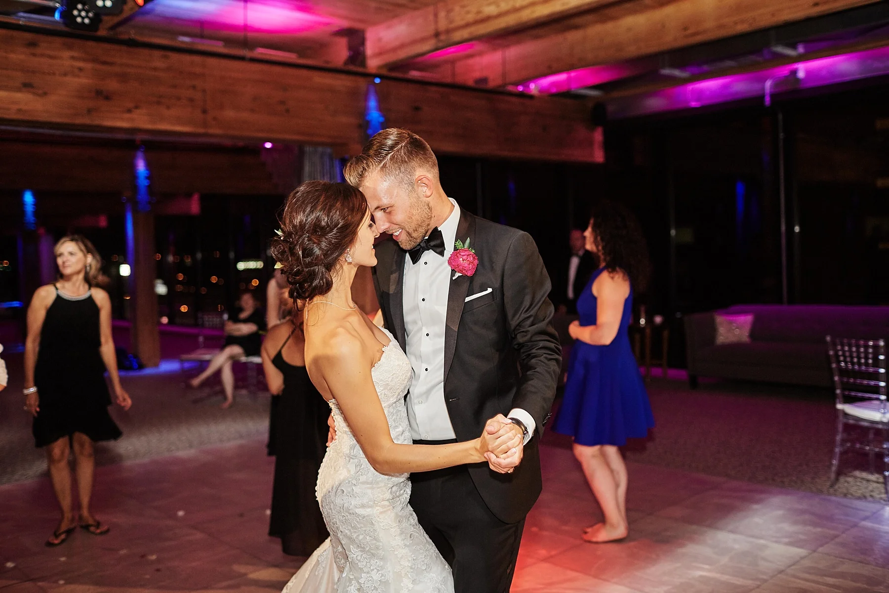 ABULAE-Wedding-Saint-paul-MN-Josh-Sofia-Wedding-Mears-Park_0870.jpg